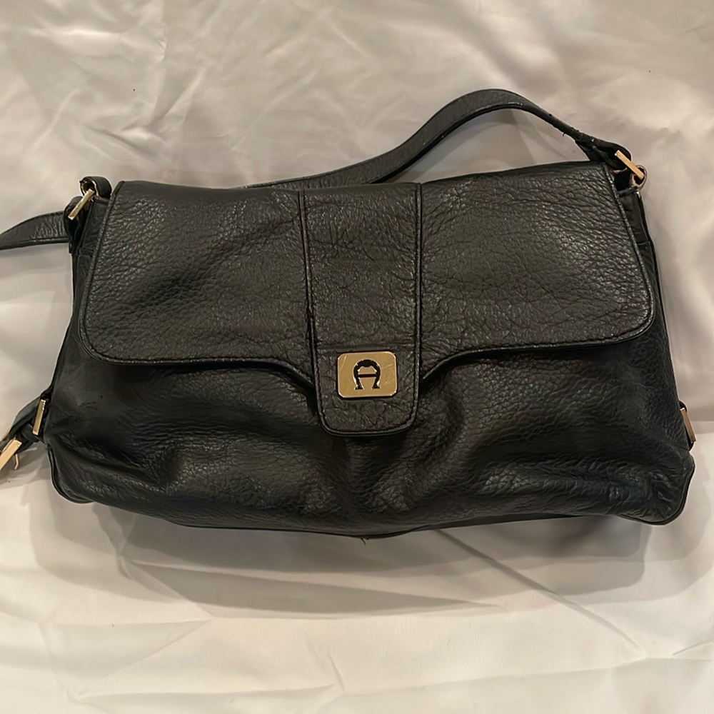Vintage Etienne Aigner Leather Purse